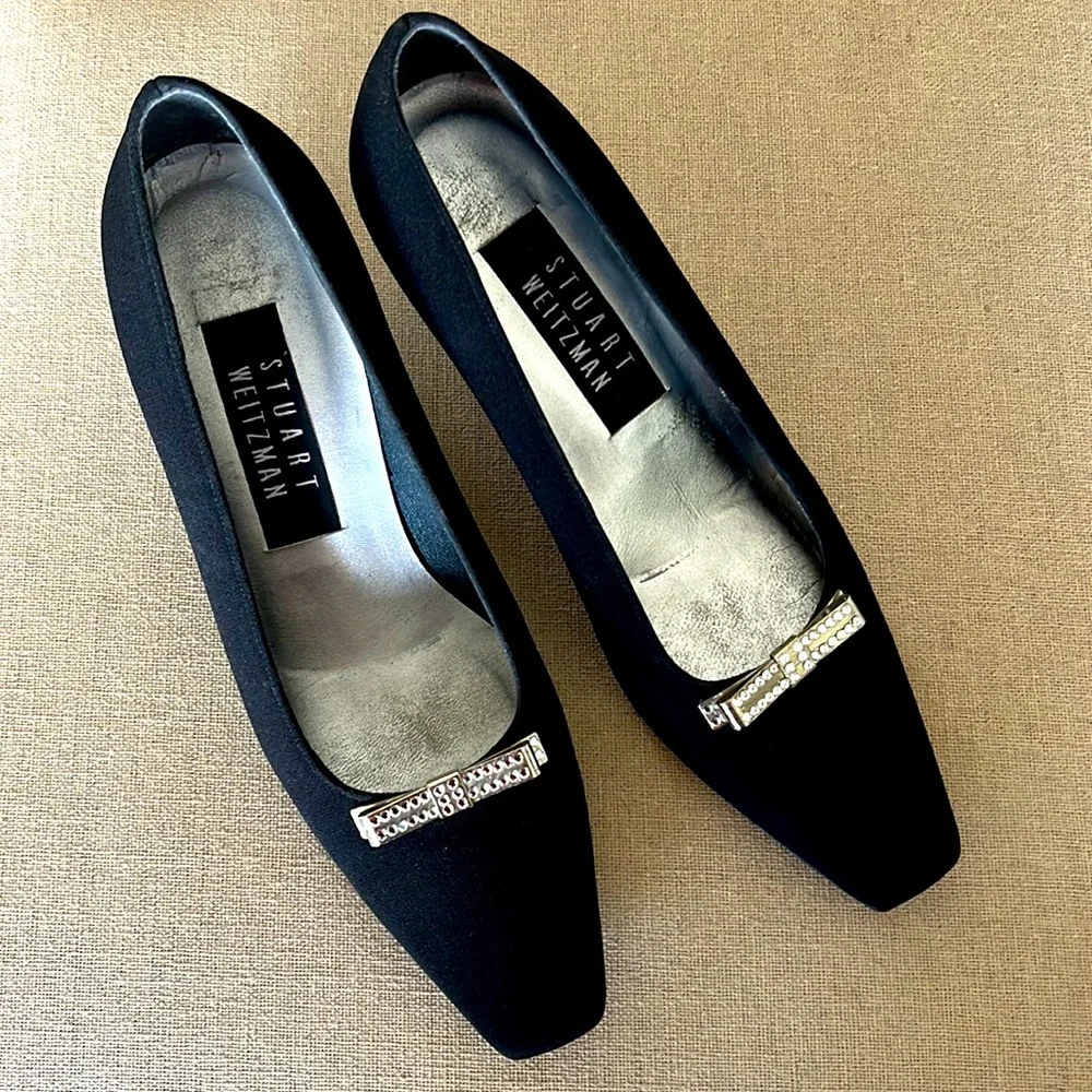 - EUC Stuart Weitzman black pumps with rhinestones Bow square toe size 5B